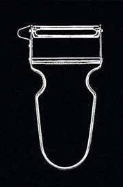 Every Thing Design: The Collections of the Museum für Gestaltung Zürich cover image