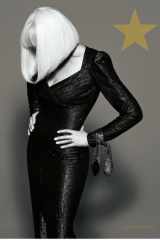 Raffaella Carrà: Entre la moda y el mito cover image