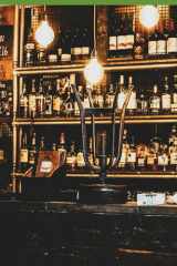 Van a cerrar el bar cover image